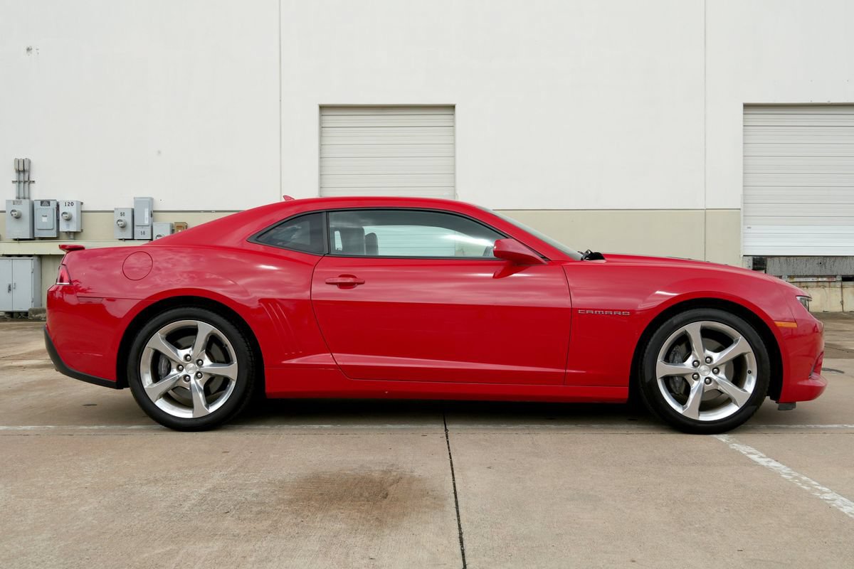 Used 2015 Chevrolet Camaro SS w/ RS Package RWD image 13