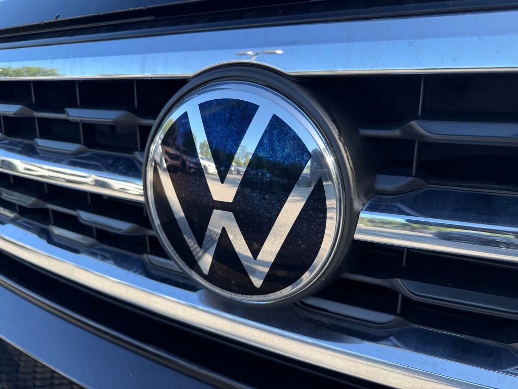 Used 2022 Volkswagen Atlas Cross Sport SE image 6