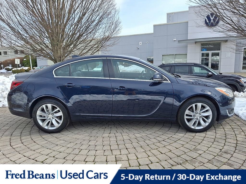 Used 2017 Buick Regal Premium image 8
