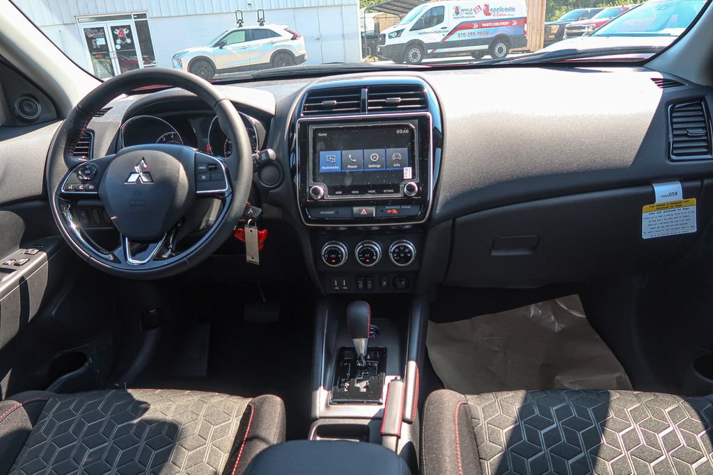 New 2027 Mitsubishi Outlander Sport LE AWD/4WD image 15