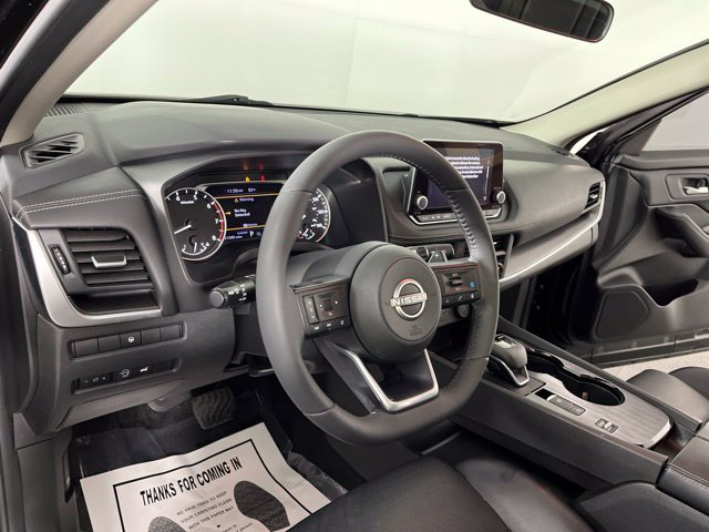 Used 2024 Nissan Rogue SV w/ SV Premium Package FWD image 21