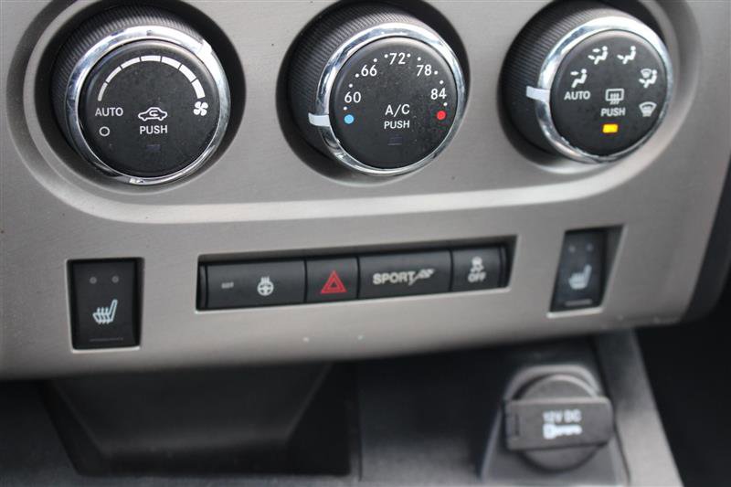 Used 2013 Dodge Challenger SRT8 w/ Harman Kardon Audio Group image 17