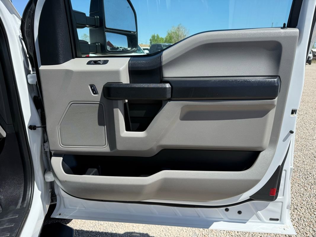 Used 2017 Ford F250 XL w/ Power Equipment Group AWD/4WD image 13