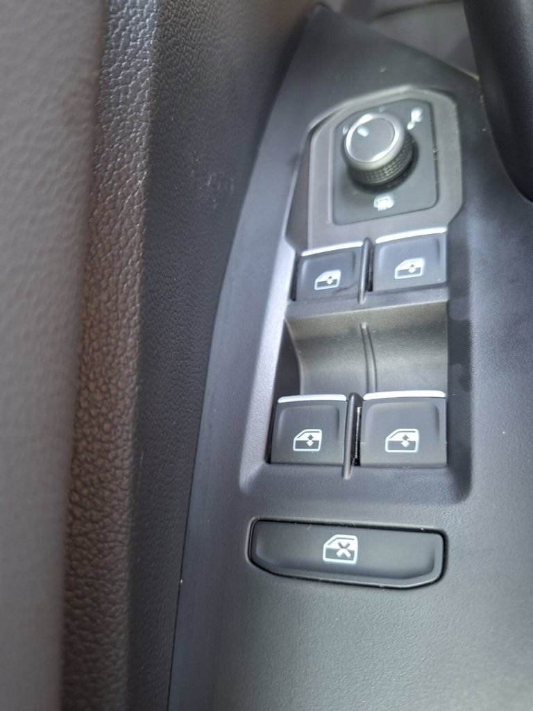 Used 2025 Volkswagen Jetta GLI Autobahn image 19