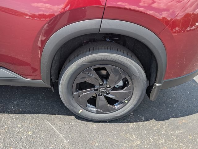 New 2026 Nissan Rogue SV w/ Cold Weather Package AWD/4WD image 23