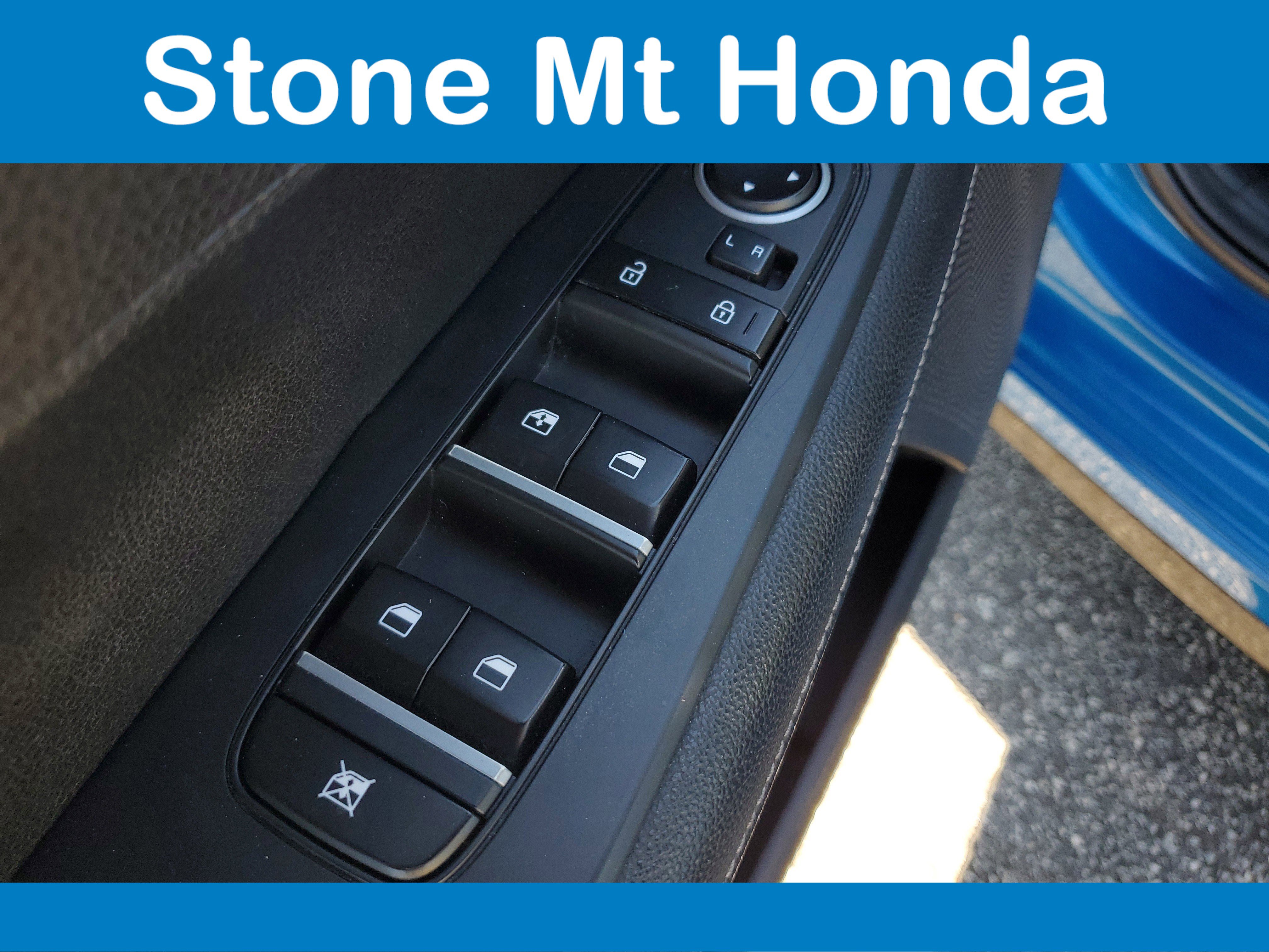 Used 2023 Kia Forte GT-Line w/ GT-Line Technology Package image 20