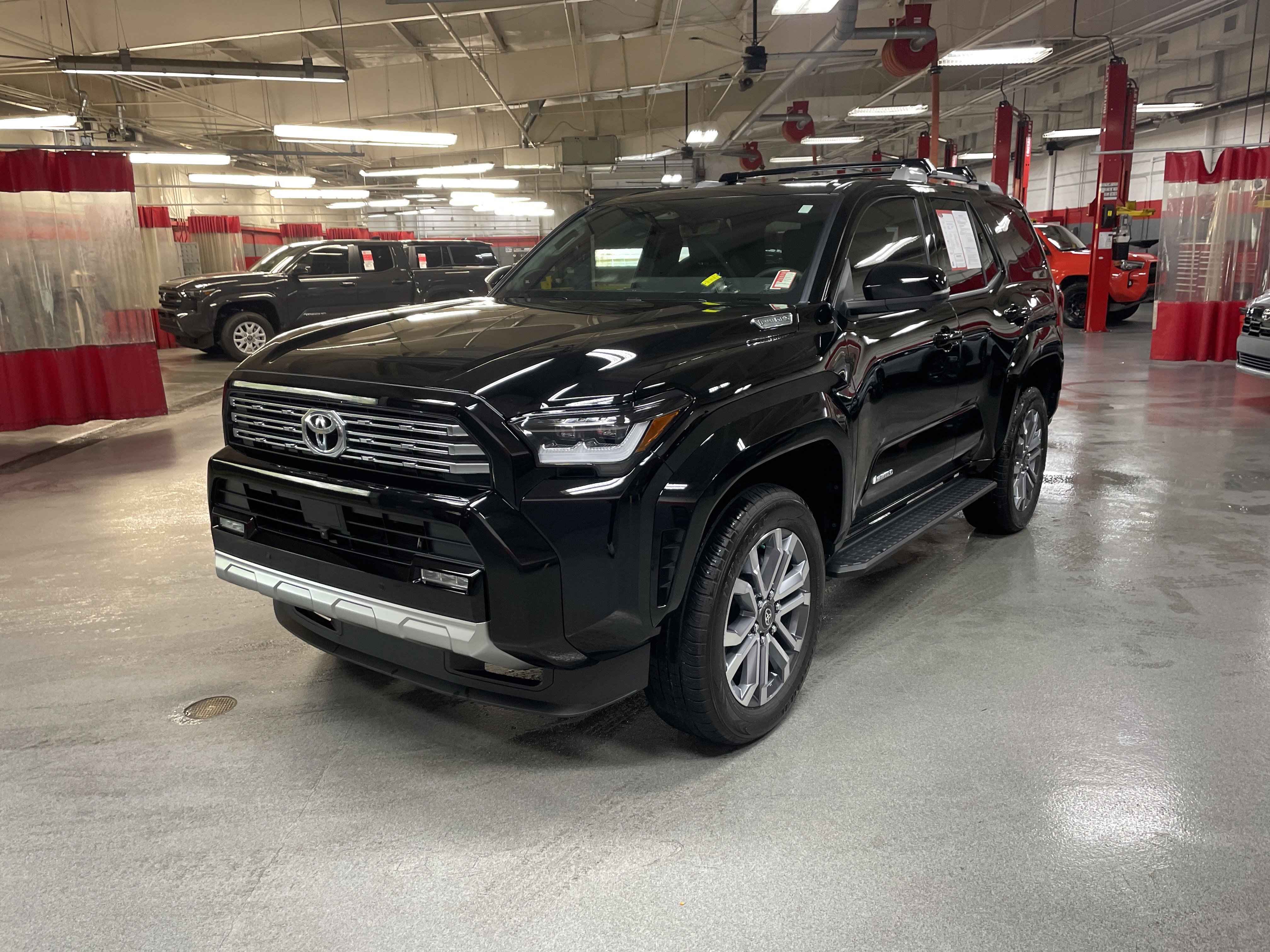 Used 2025 Toyota 4Runner Limited image 5