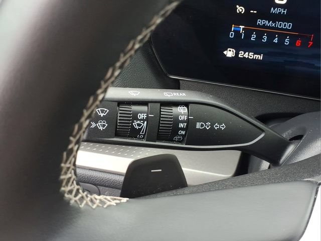Used 2026 Chevrolet Traverse LT w/ Driver Confidence Package FWD image 20