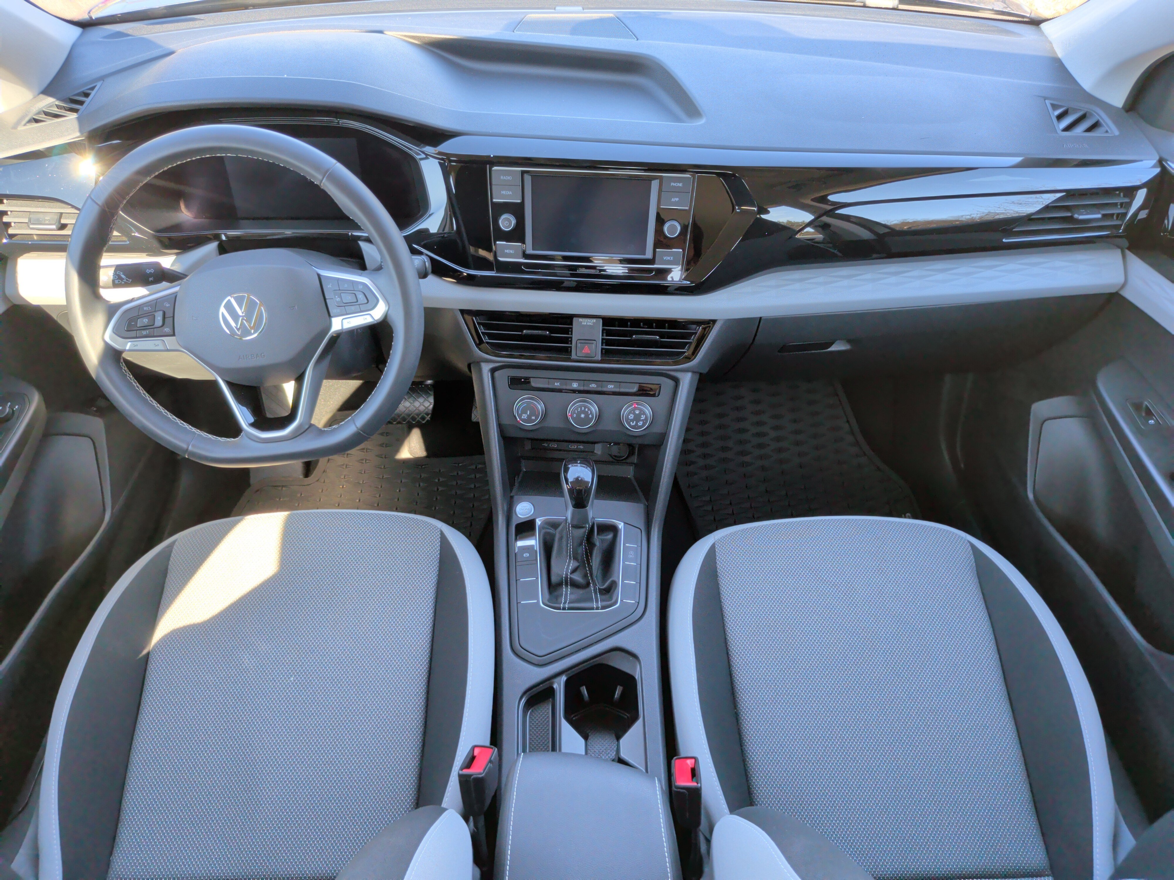 Used 2022 Volkswagen Taos S w/ IQ Drive S Package image 29