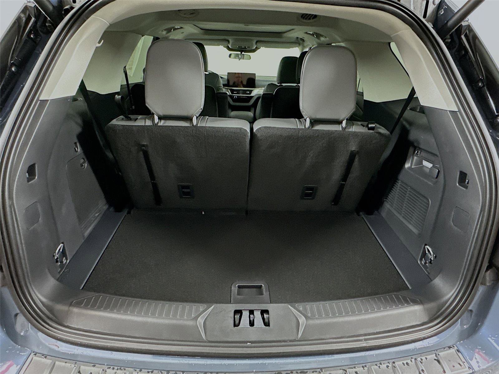 New 2026 Ford Explorer Active w/ Active Comfort Package image 27