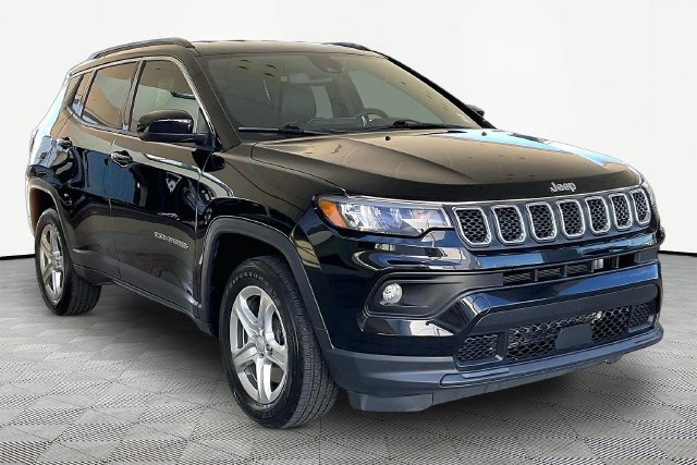 Used 2024 Jeep Compass Latitude