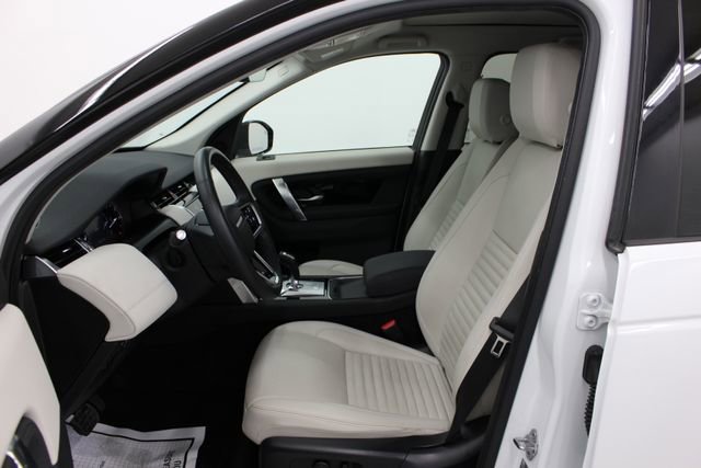 Used 2023 Land Rover Discovery Sport SE image 9