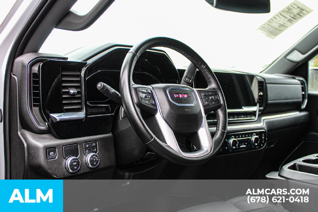 Used 2025 GMC Sierra 1500 SLT RWD image 21