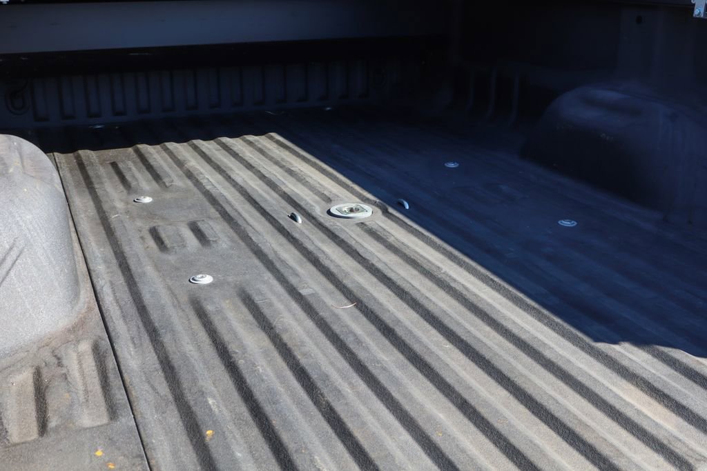 Used 2014 Ford F350 Lariat image 10