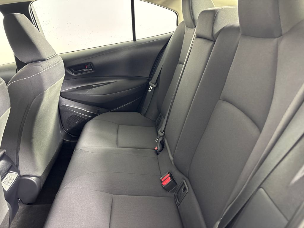 Used 2025 Toyota Corolla LE w/ LE Premium Package image 28