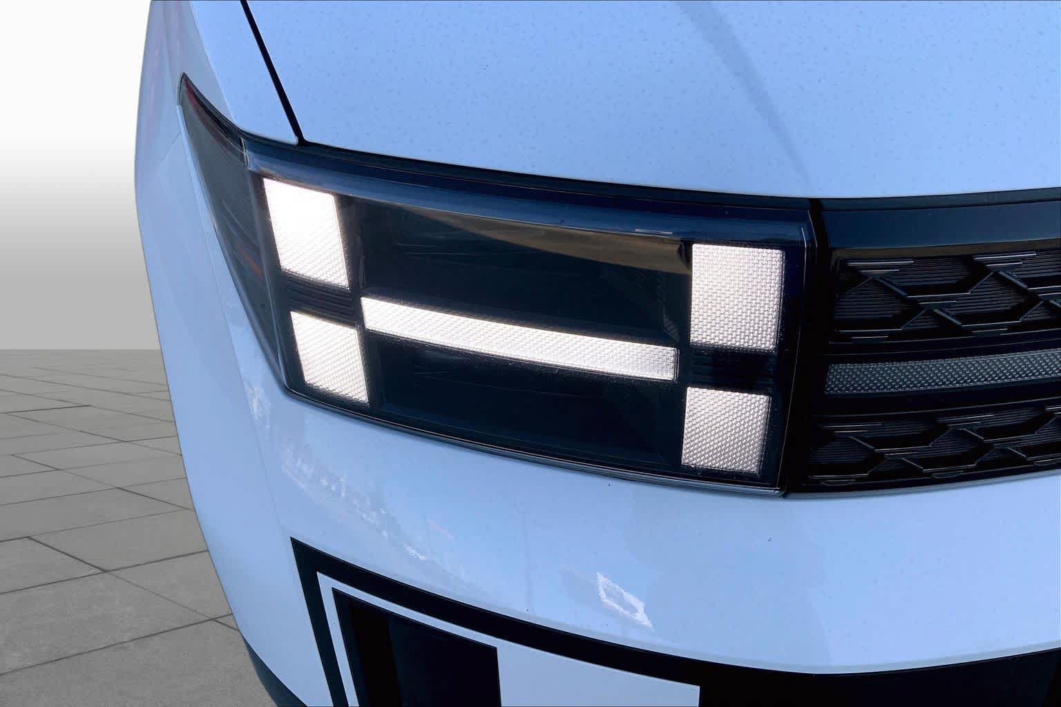 New 2027 Hyundai Santa Fe Calligraphy FWD image 13