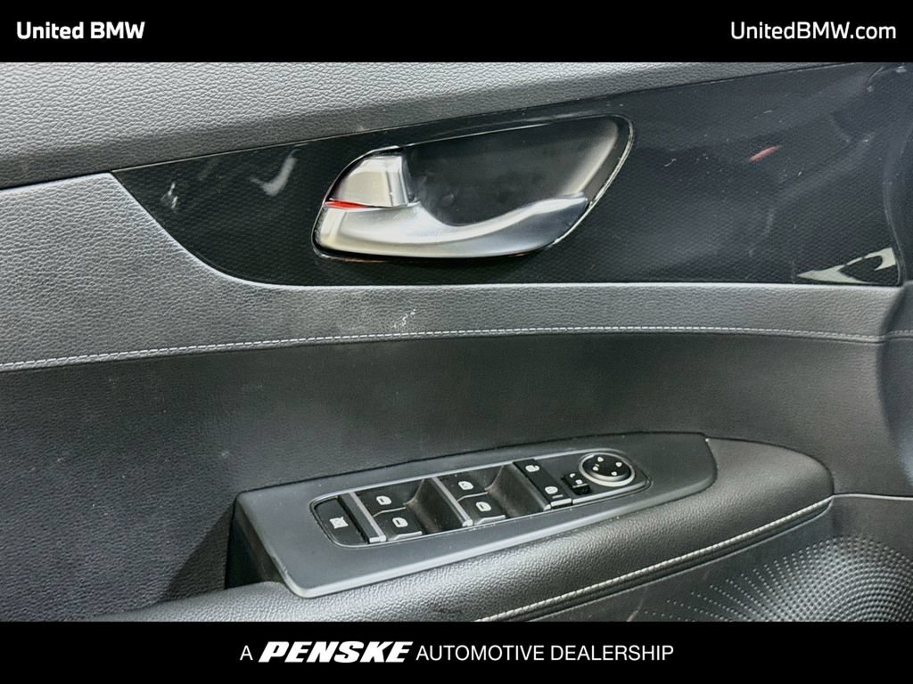 Used 2020 Kia Forte GT-Line FWD image 3