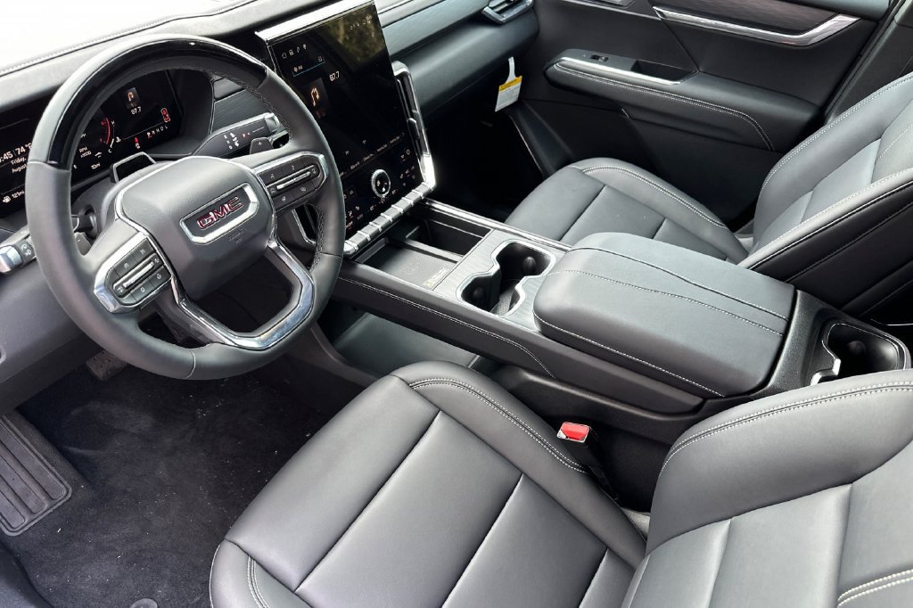 New 2026 GMC Acadia Elevation w/ Super Cruise Package AWD/4WD image 4