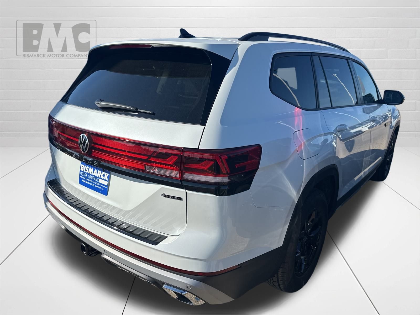 New 2026 Volkswagen Atlas Peak Edition image 4