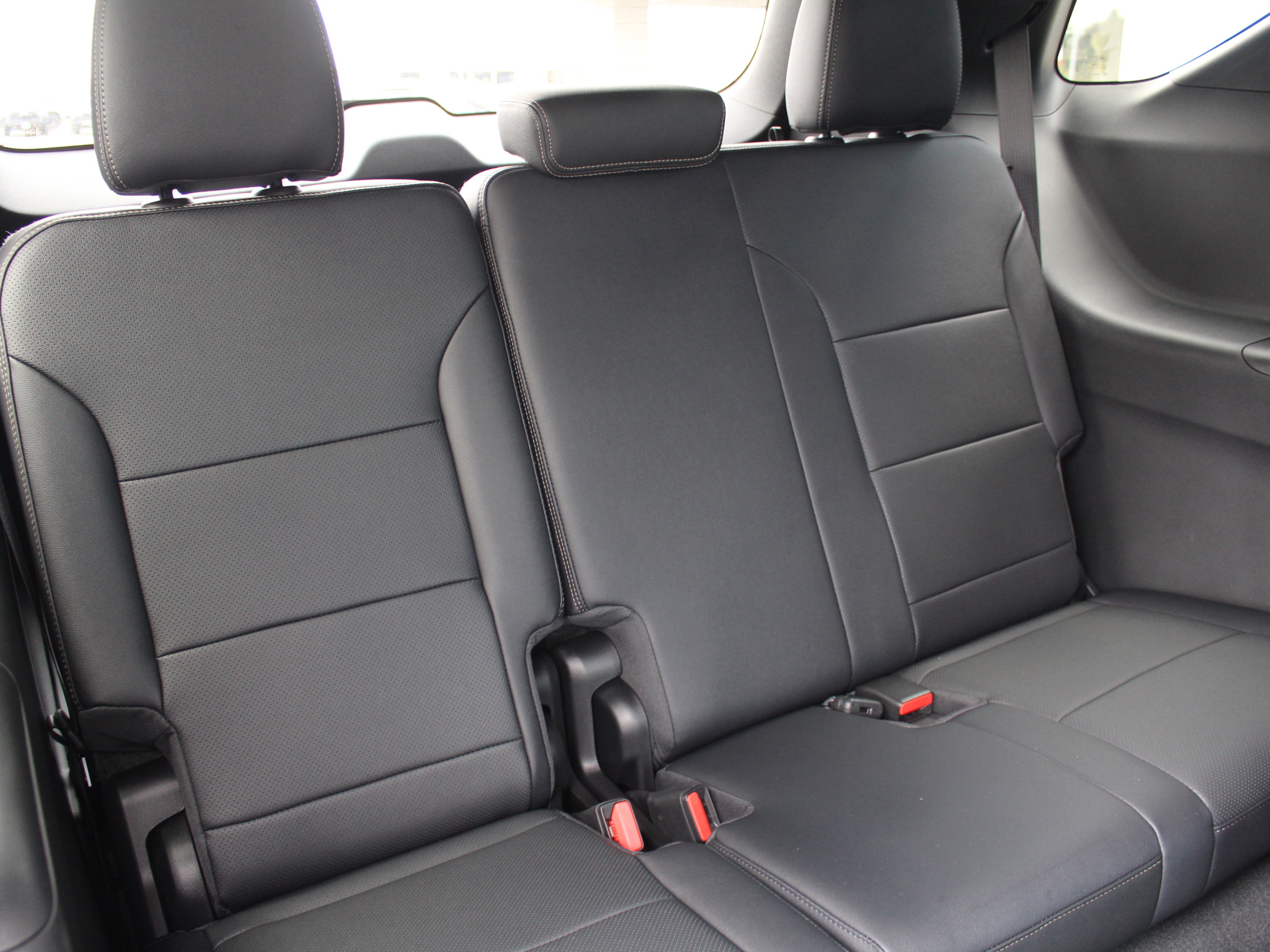 New 2026 Chevrolet Traverse High Country w/ LPO, Floor Liner Package image 17