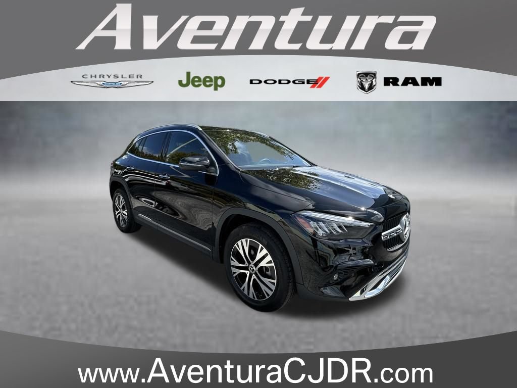 Used 2025 Mercedes-Benz GLA 250 4MATIC image 1