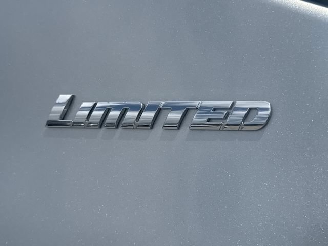 Used 2026 Toyota Tundra Limited w/ Power Package AWD/4WD image 12