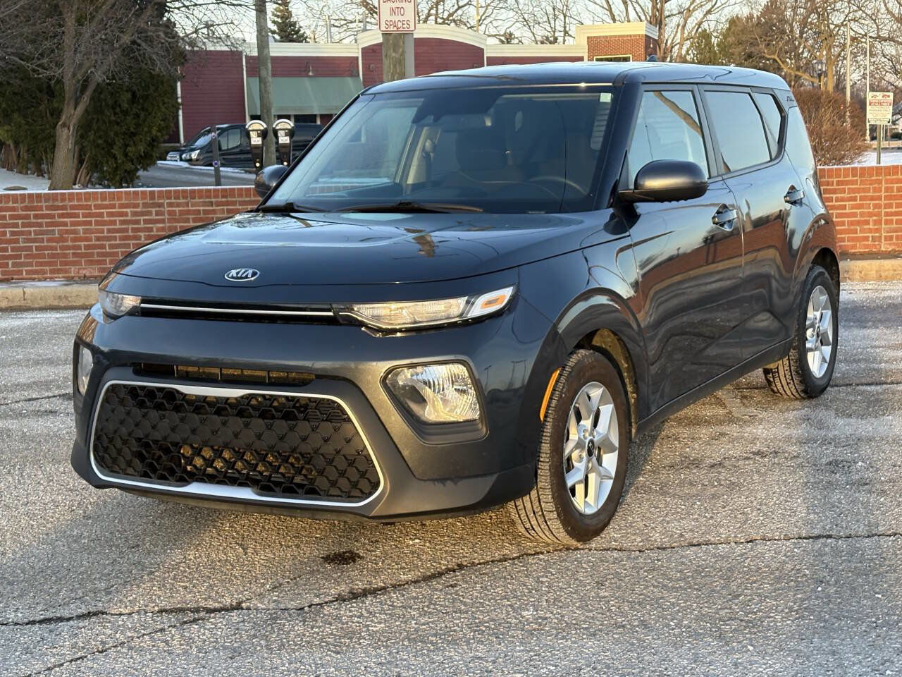 Used 2020 Kia Soul S image 3