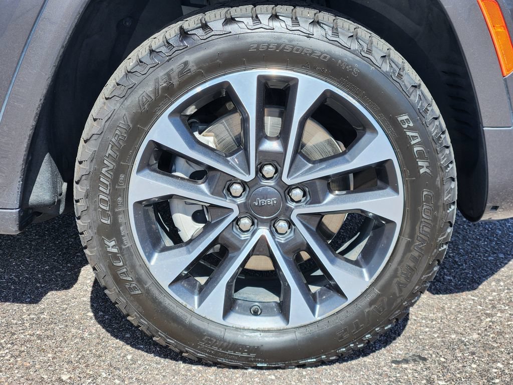Used 2021 Jeep Grand Cherokee L Overland w/ Luxury Tech Group IV AWD/4WD image 30