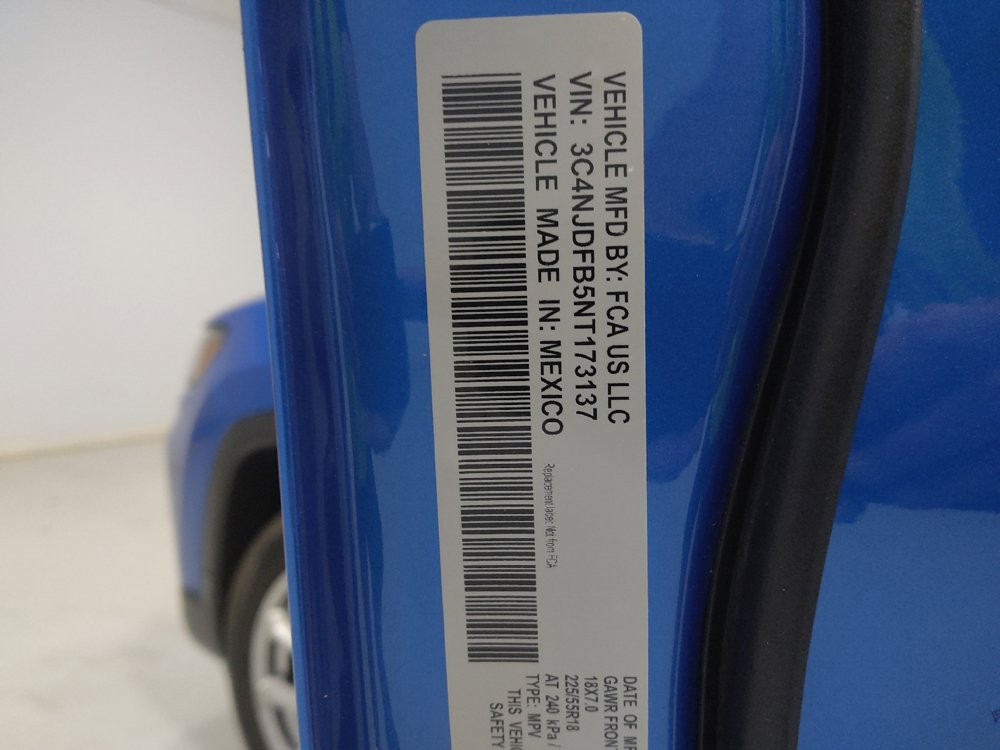 Used 2022 Jeep Compass Latitude AWD/4WD image 33