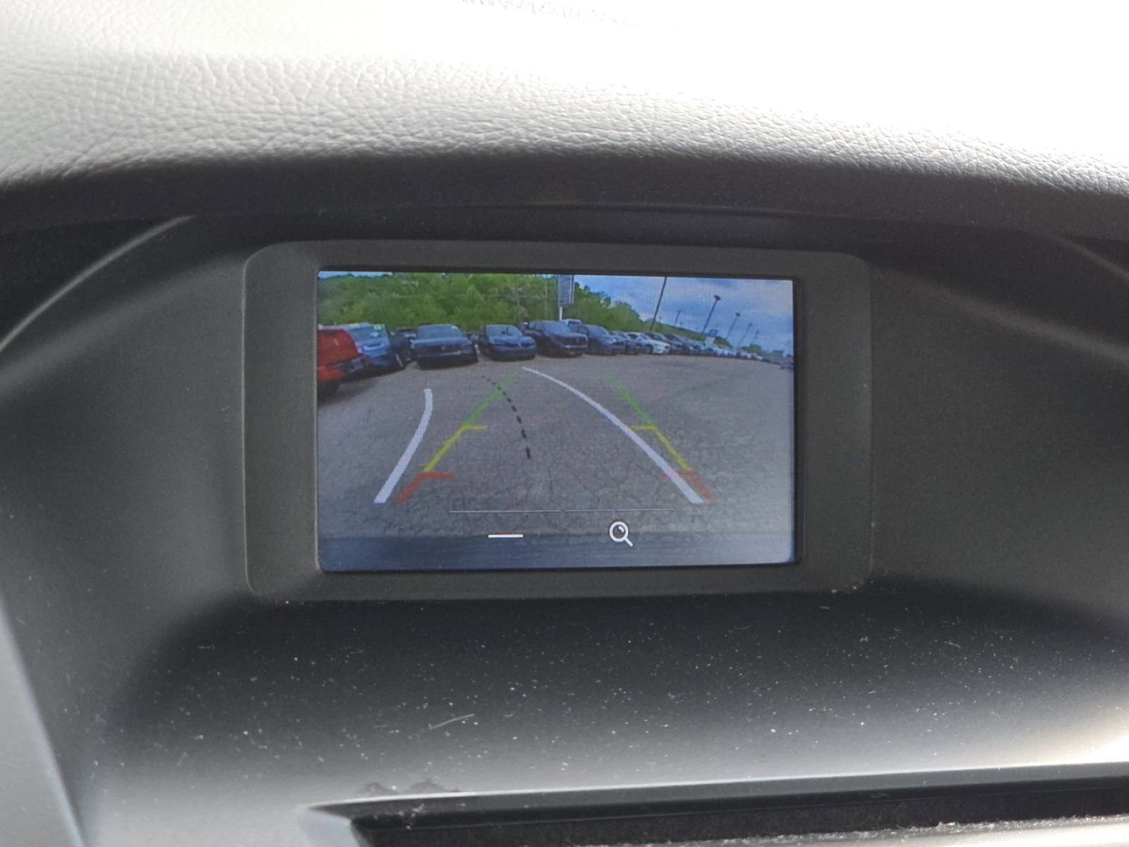 Used 2016 Ford Focus SE FWD image 3