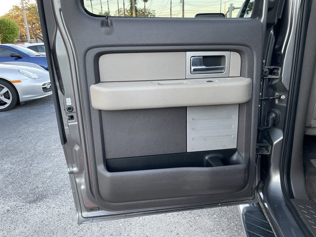 Used 2010 Ford F150 XLT image 37