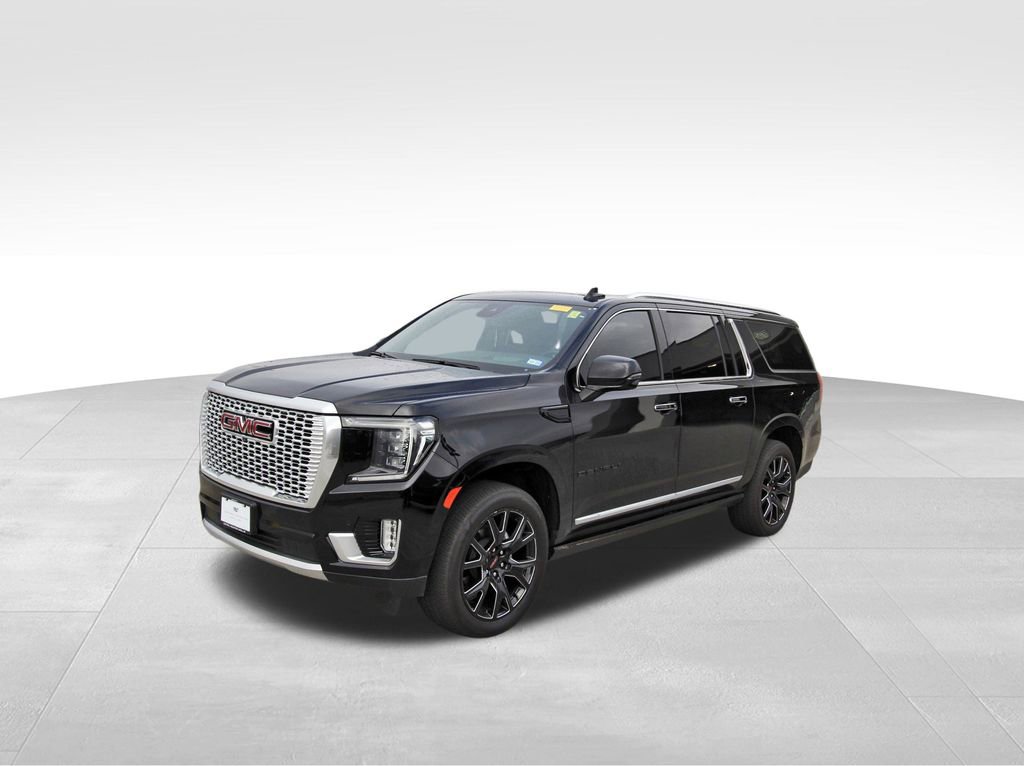Used 2023 GMC Yukon XL Denali w/ Denali Reserve Package image 2