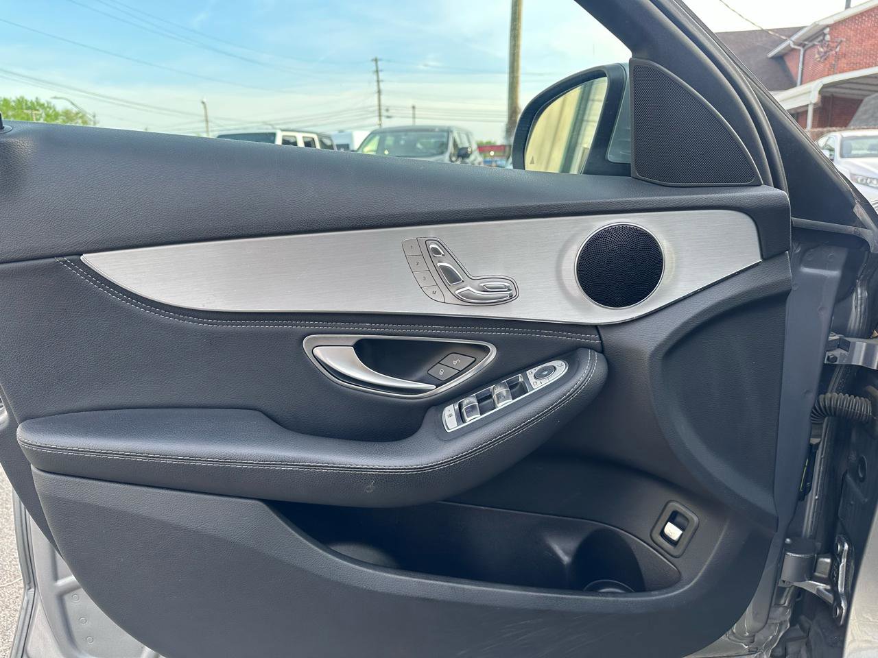 Used 2015 Mercedes-Benz C 300 Sedan image 12