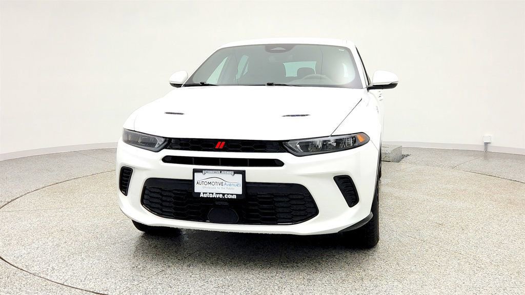 Used 2024 Dodge Hornet R/T image 2