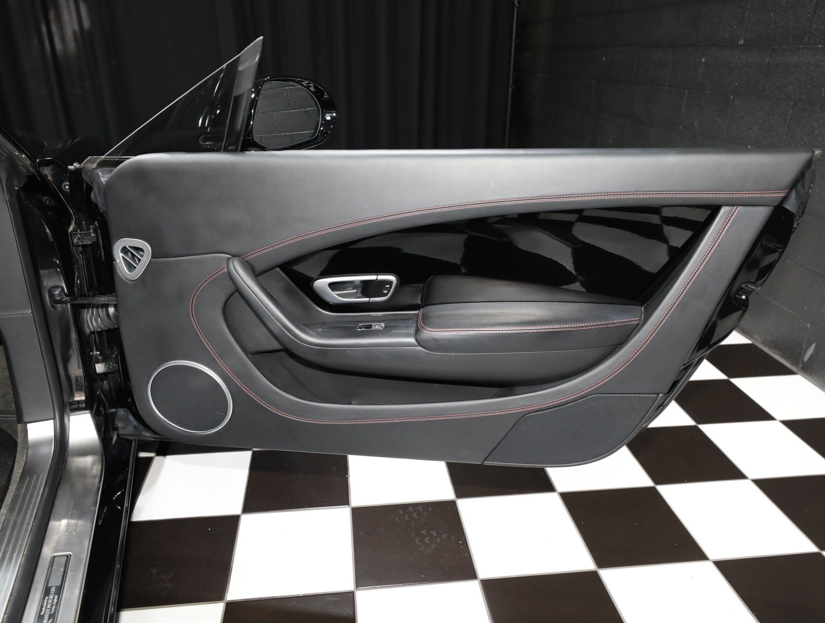 Used 2012 Bentley Continental GT AWD/4WD image 43
