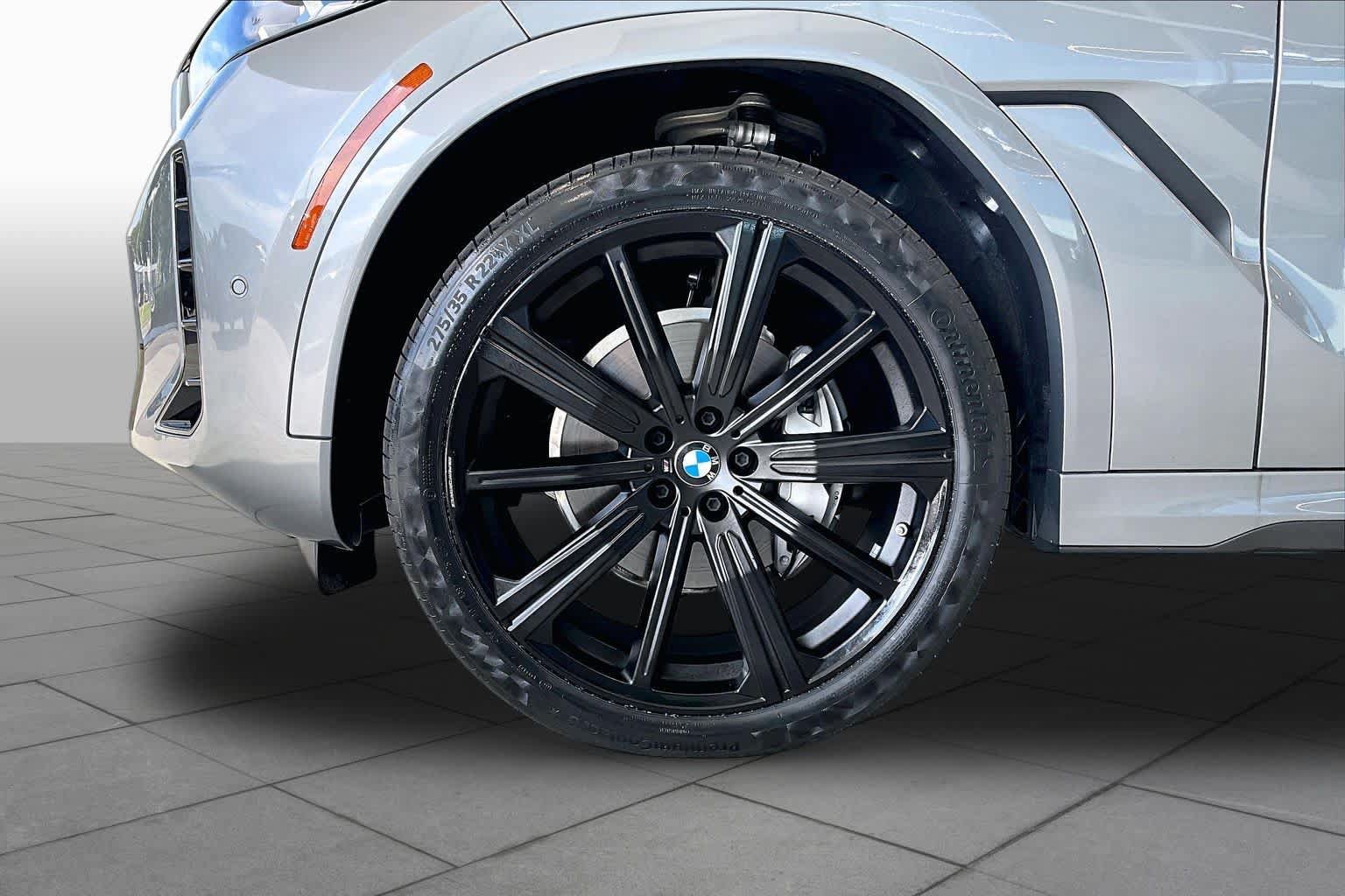 Used 2026 BMW X6 xDrive40i AWD/4WD image 10