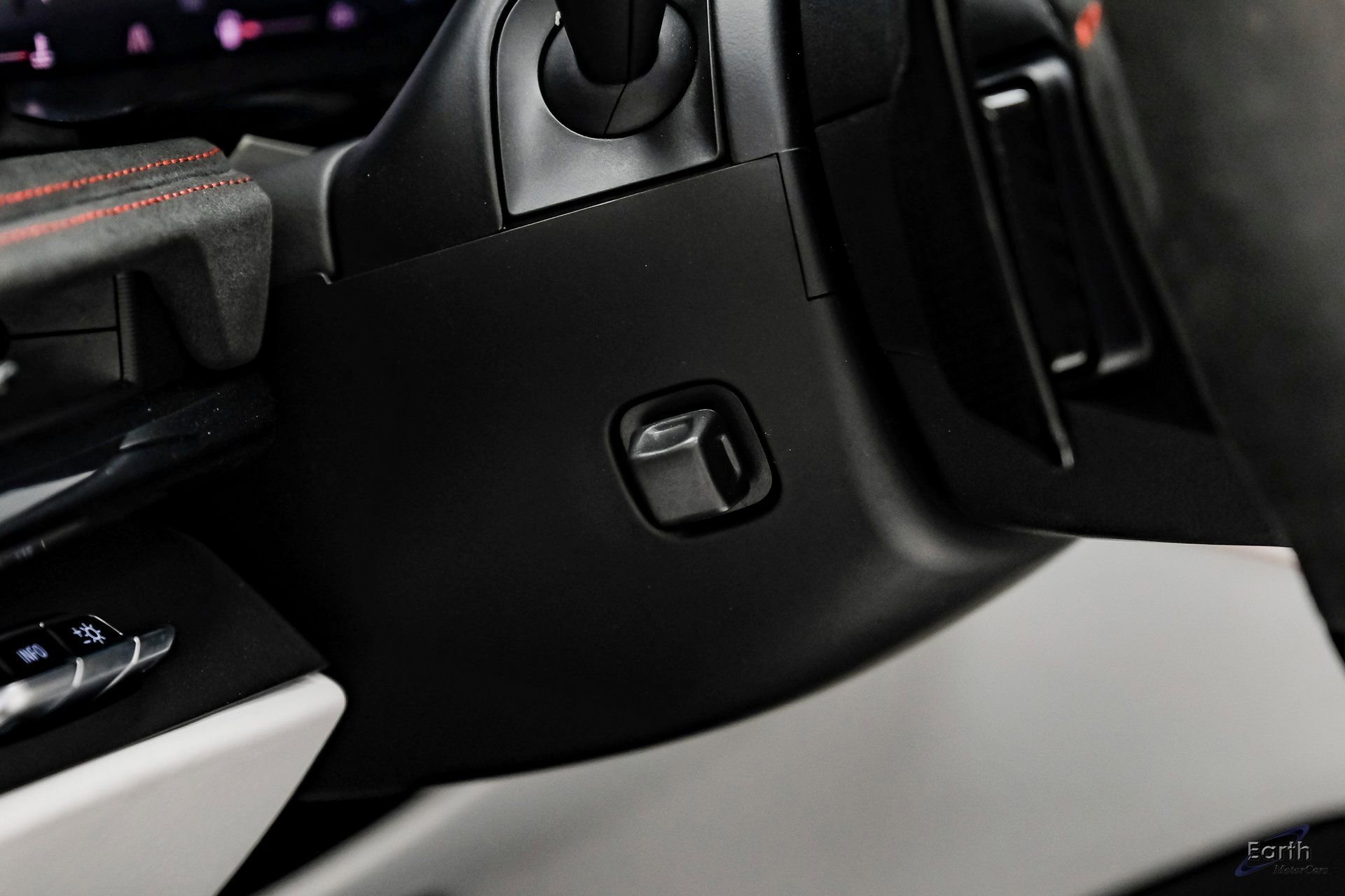 Used 2023 Chevrolet Corvette Z06 w/ Z07 Performance Package image 59