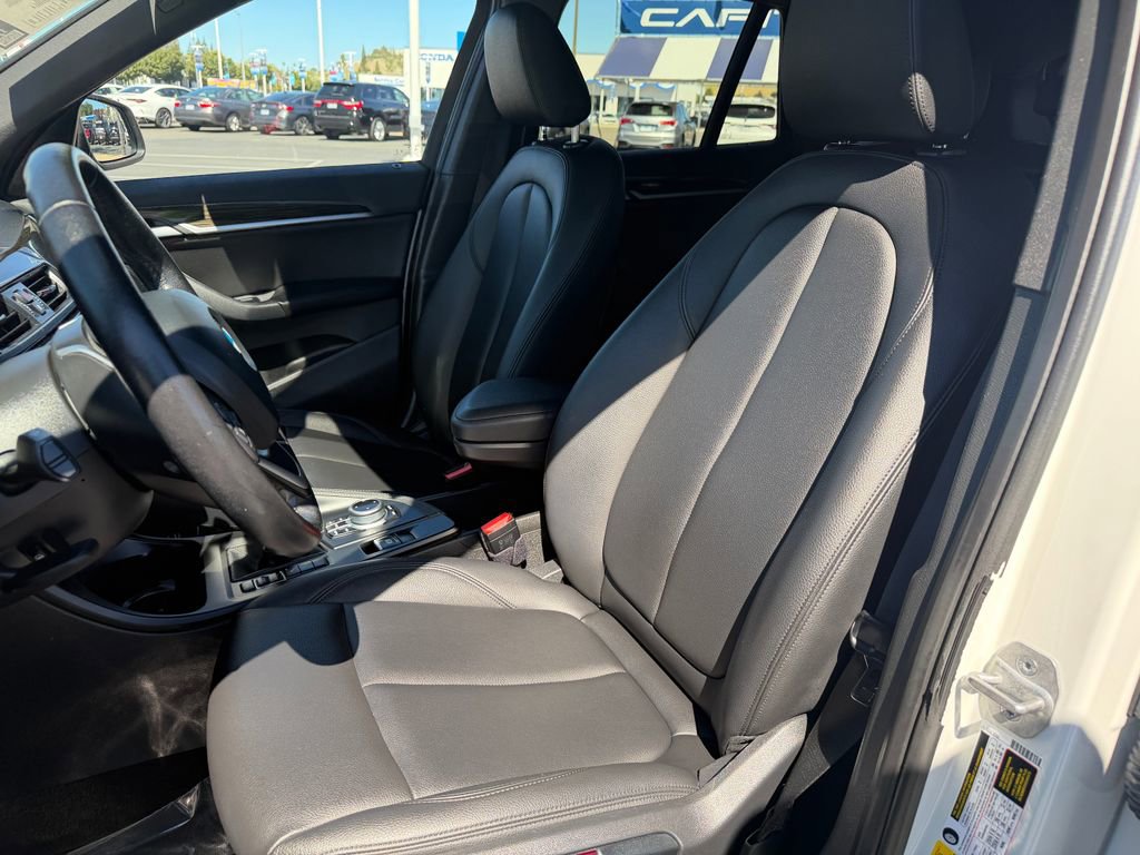 Used 2021 BMW X1 sDrive28i w/ Convenience Package image 16