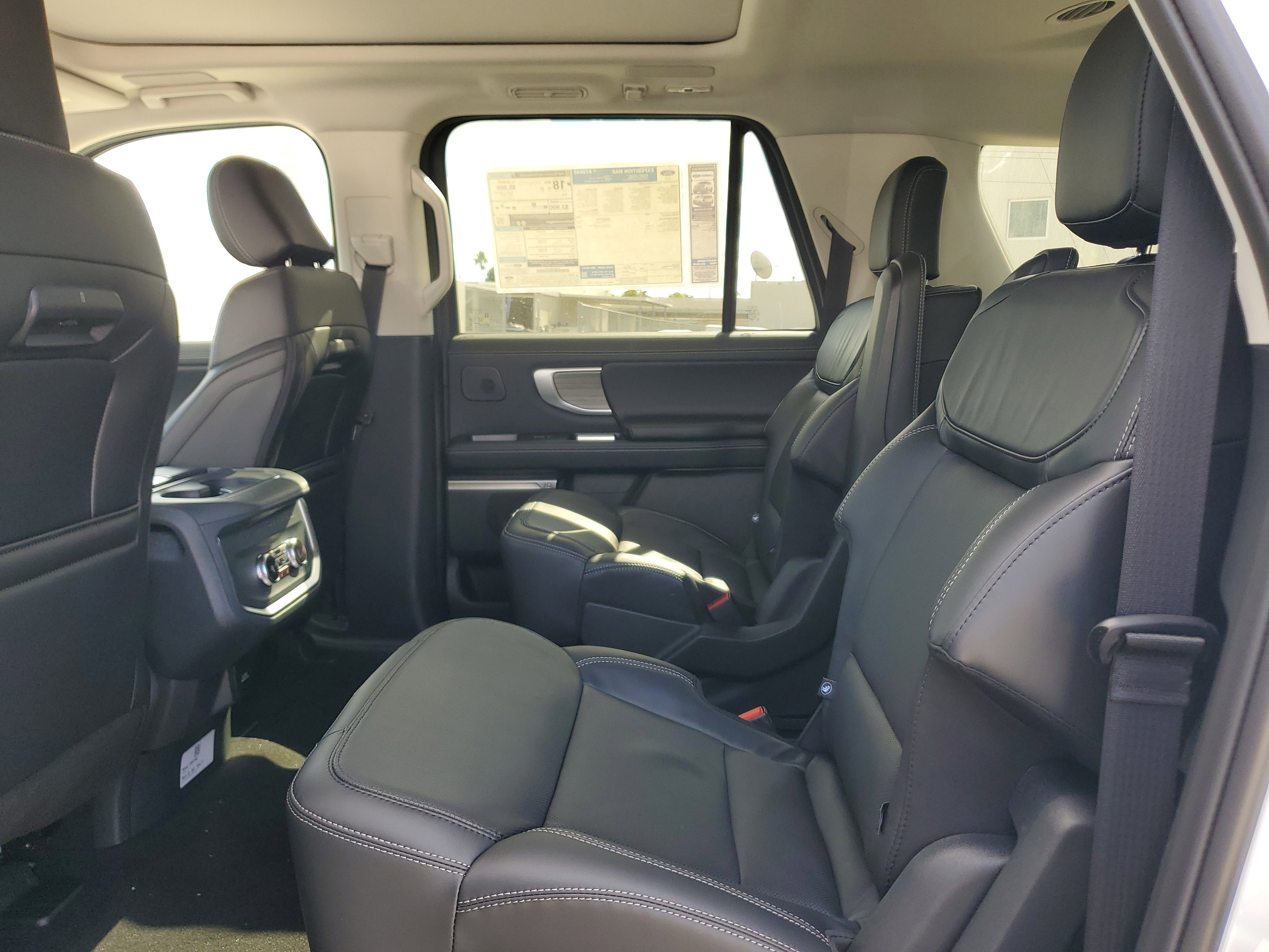 New 2025 Ford Expedition Max Platinum w/ Driver's Package image 11