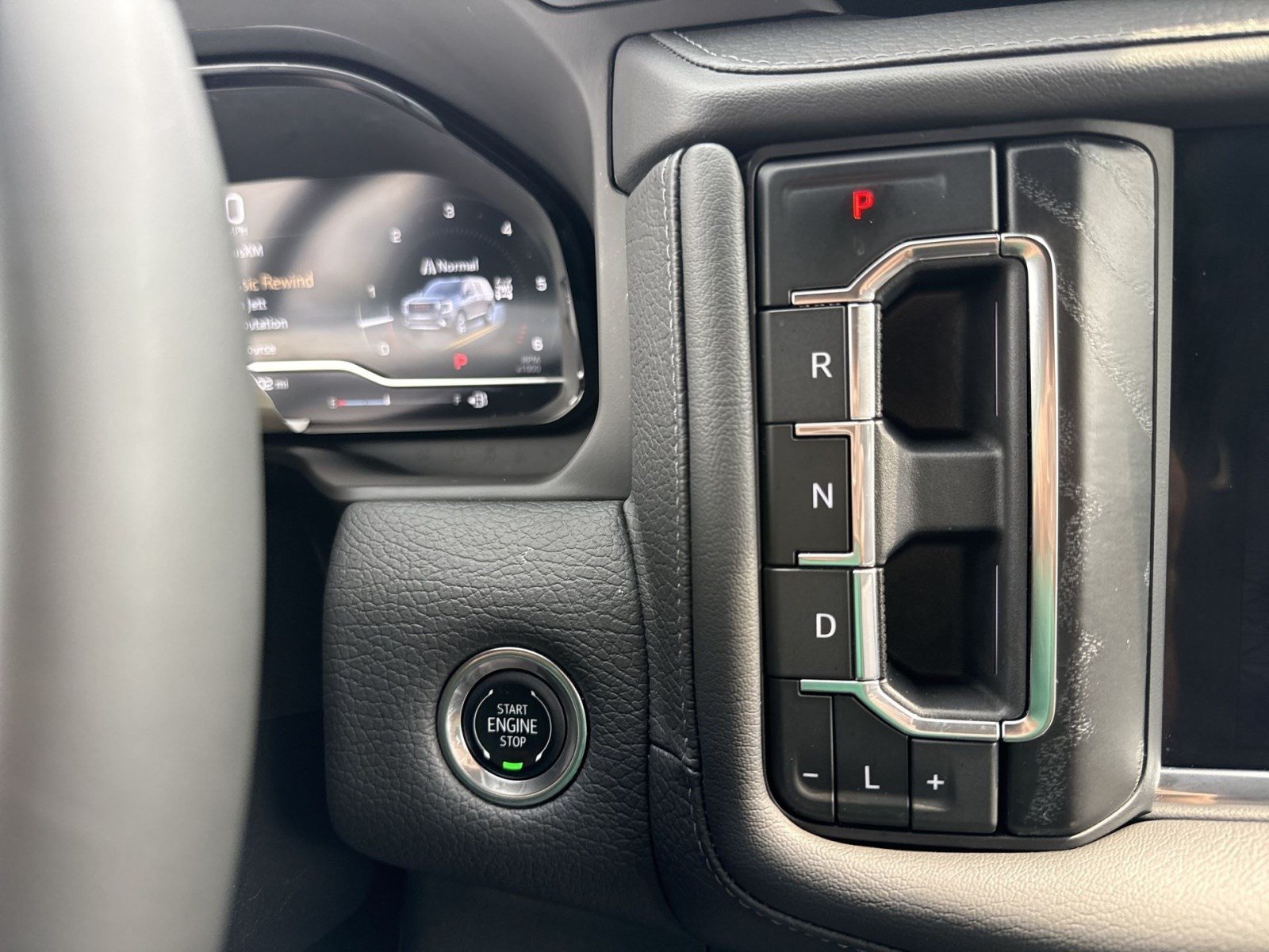 Used 2024 GMC Yukon XL Denali w/ Max Trailering Package AWD/4WD image 20