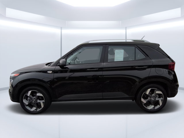 Used 2026 Hyundai Venue SEL FWD image 6