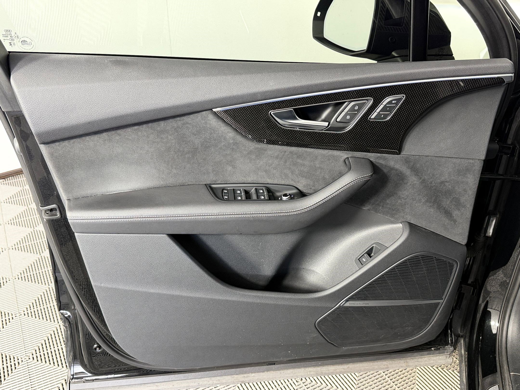 Used 2023 Audi SQ7 Prestige w/ Prestige Package AWD/4WD image 12