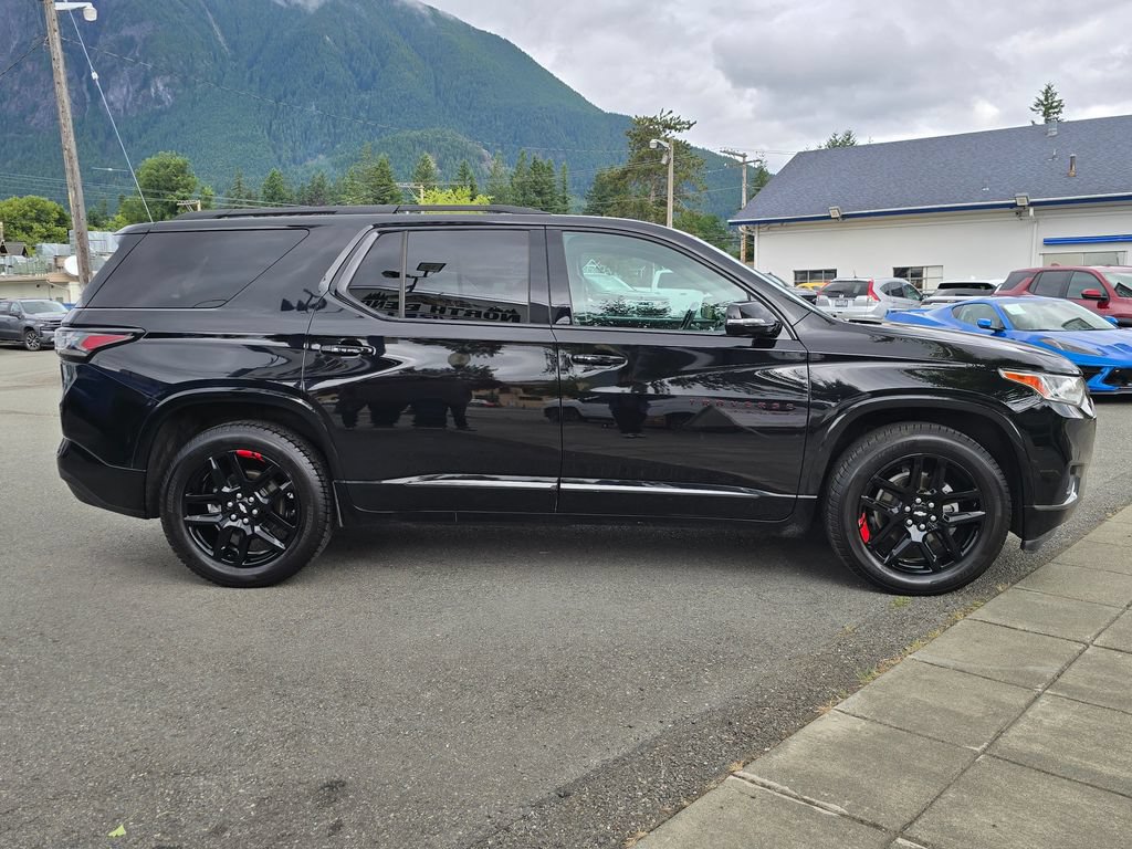 Used 2019 Chevrolet Traverse Premier w/ Redline Edition FWD image 4