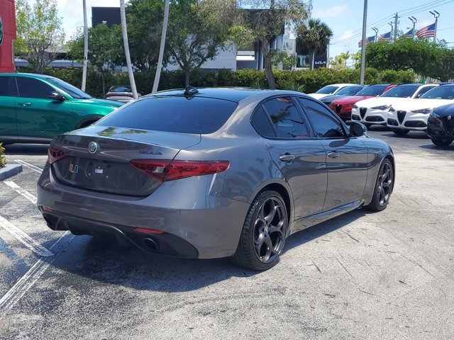 Used 2019 Alfa Romeo Giulia Ti Sport w/ Quick Order Package 22U Sport RWD image 7