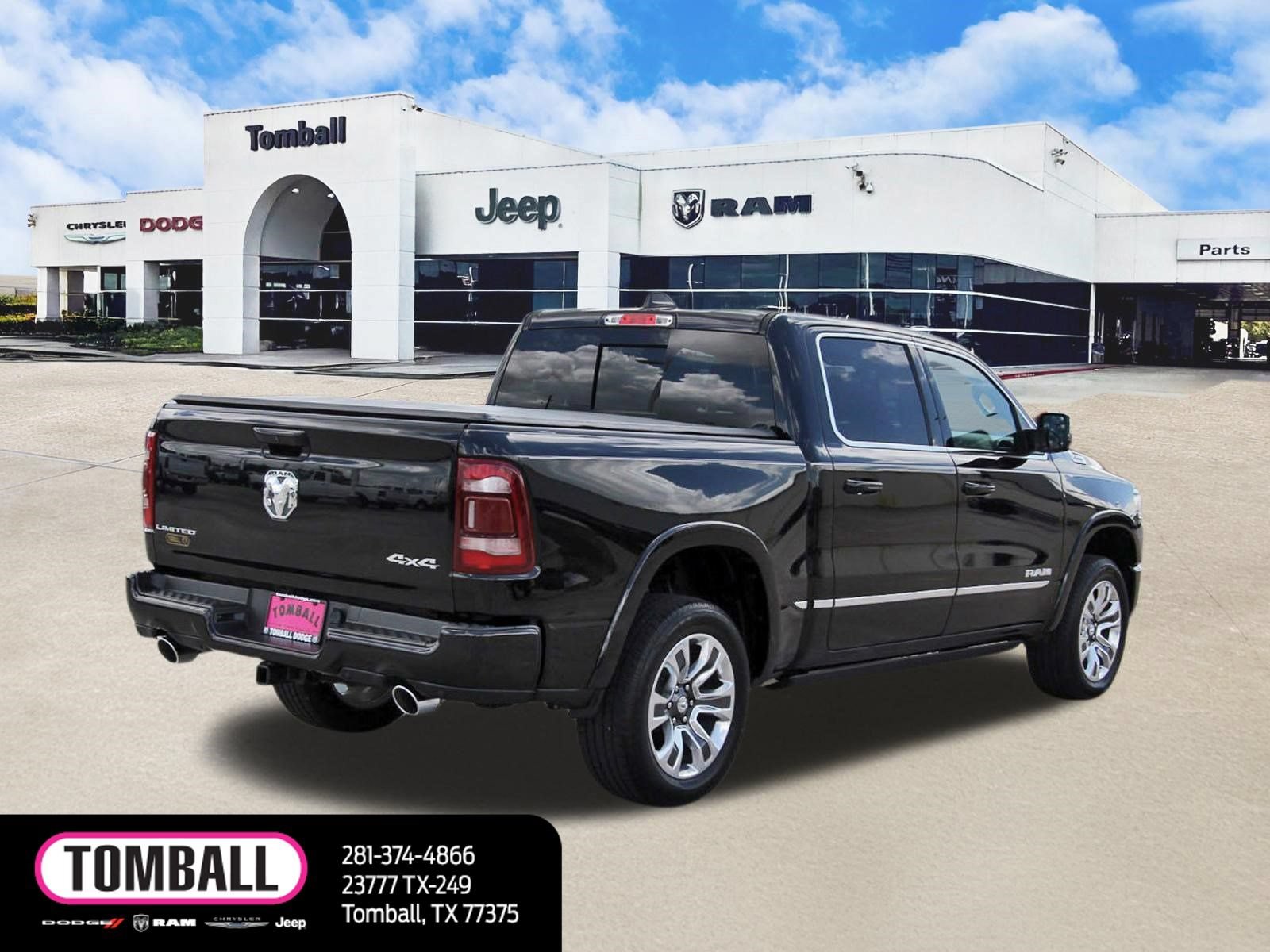 Used 2023 RAM 1500 Limited w/ Body Color Bumper Group AWD/4WD image 7