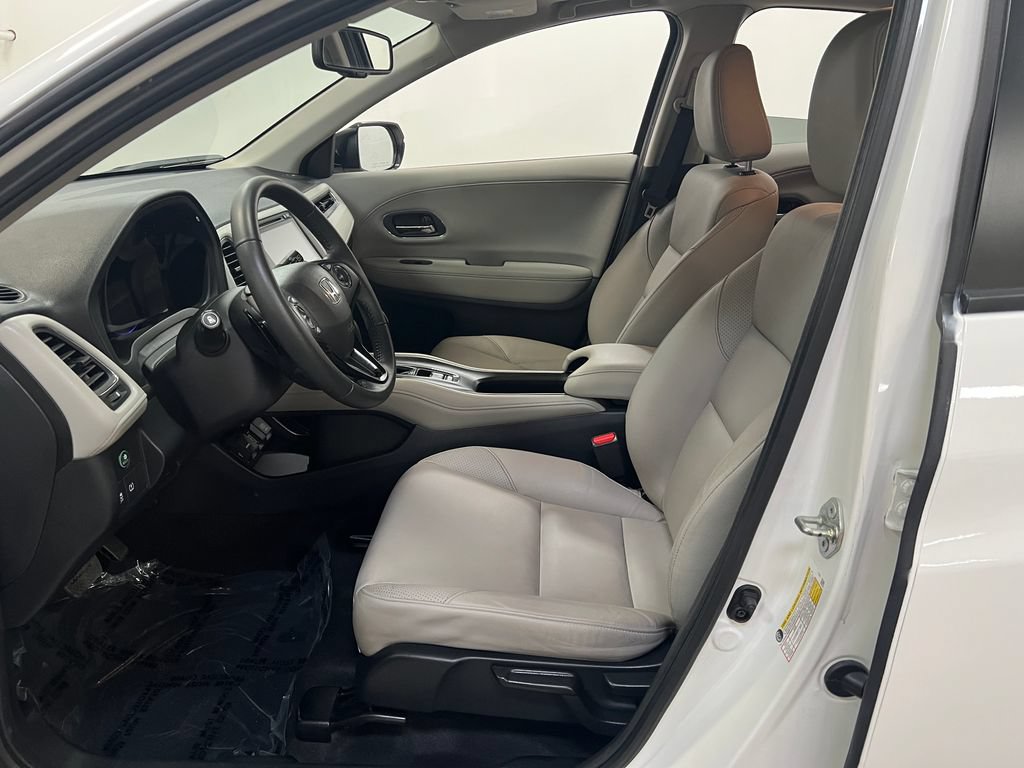 Used 2018 Honda HR-V EX-L image 10