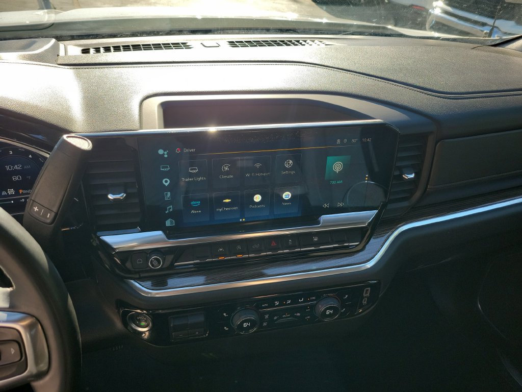 Used 2025 Chevrolet Silverado 1500 LT AWD/4WD image 28