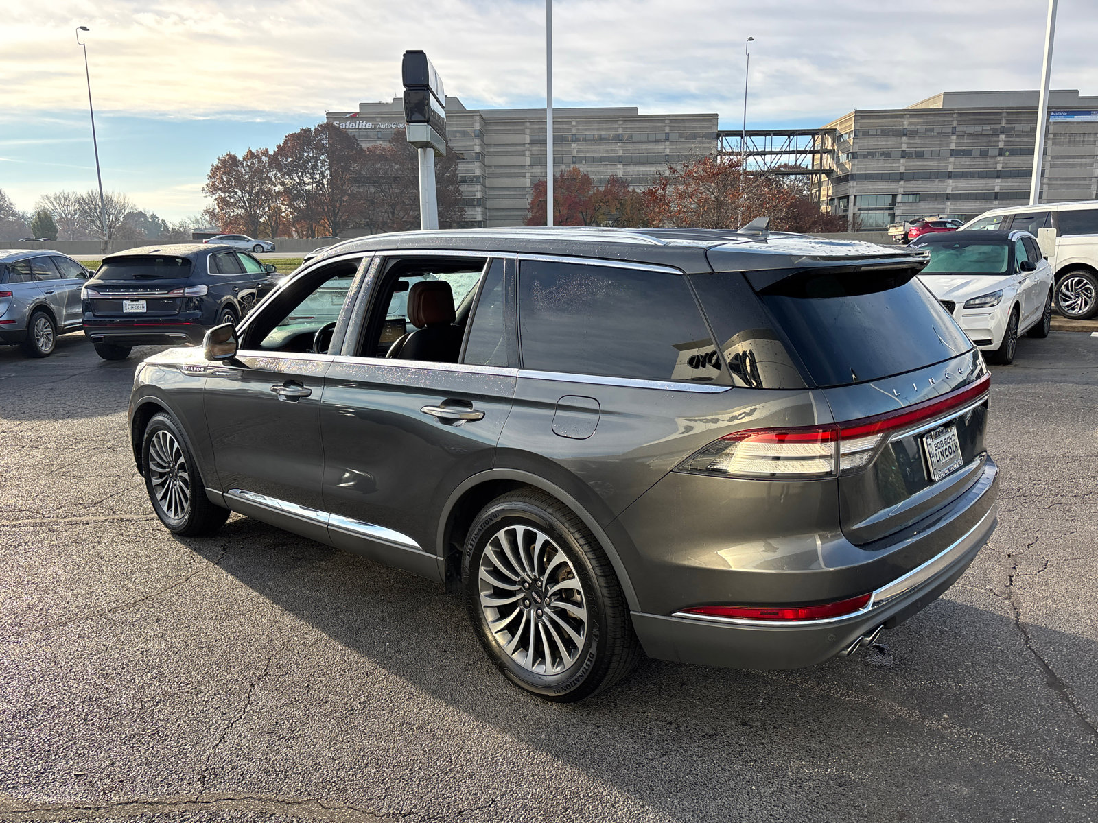 Used 2020 Lincoln Aviator Reserve image 5