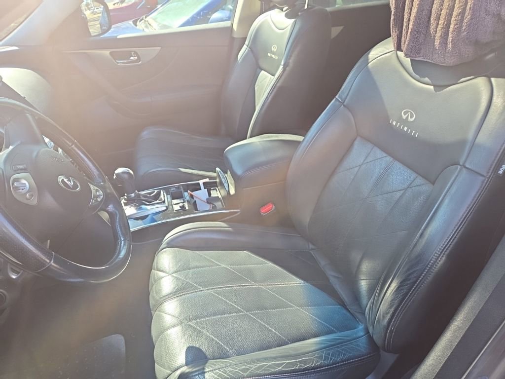 Used 2009 INFINITI FX35 2WD w/ Navigation Pkg image 5