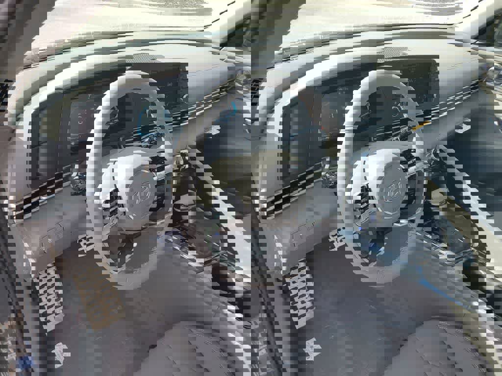 New 2026 Hyundai Elantra SEL Sport Premium image 23